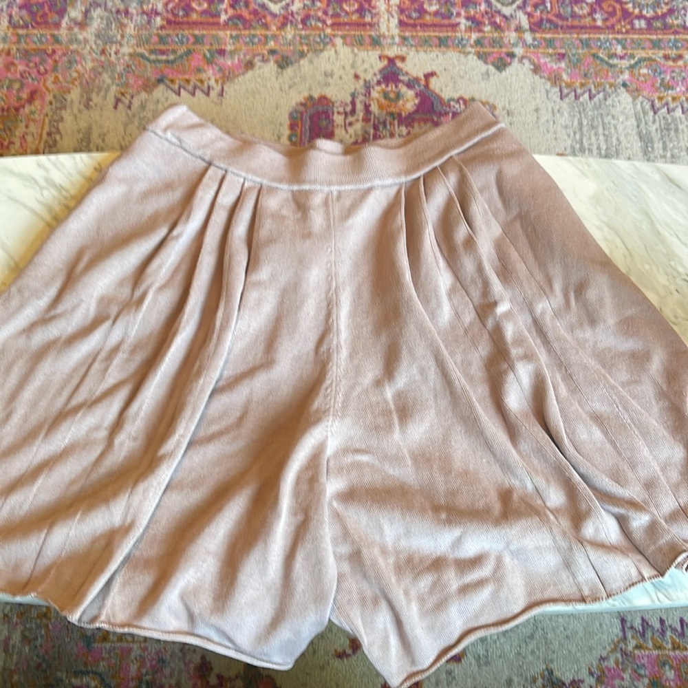 Free People Beach Oversized Pleated High Waisted Shorts in Mauve NWOT
